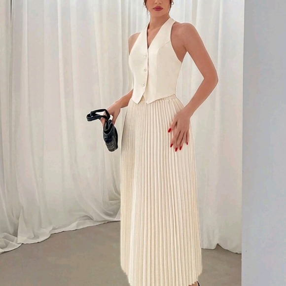 pcs Set Women Valentine's Day Halter Neck Single Breasted Vest And Pleated - Picture 3 of 4